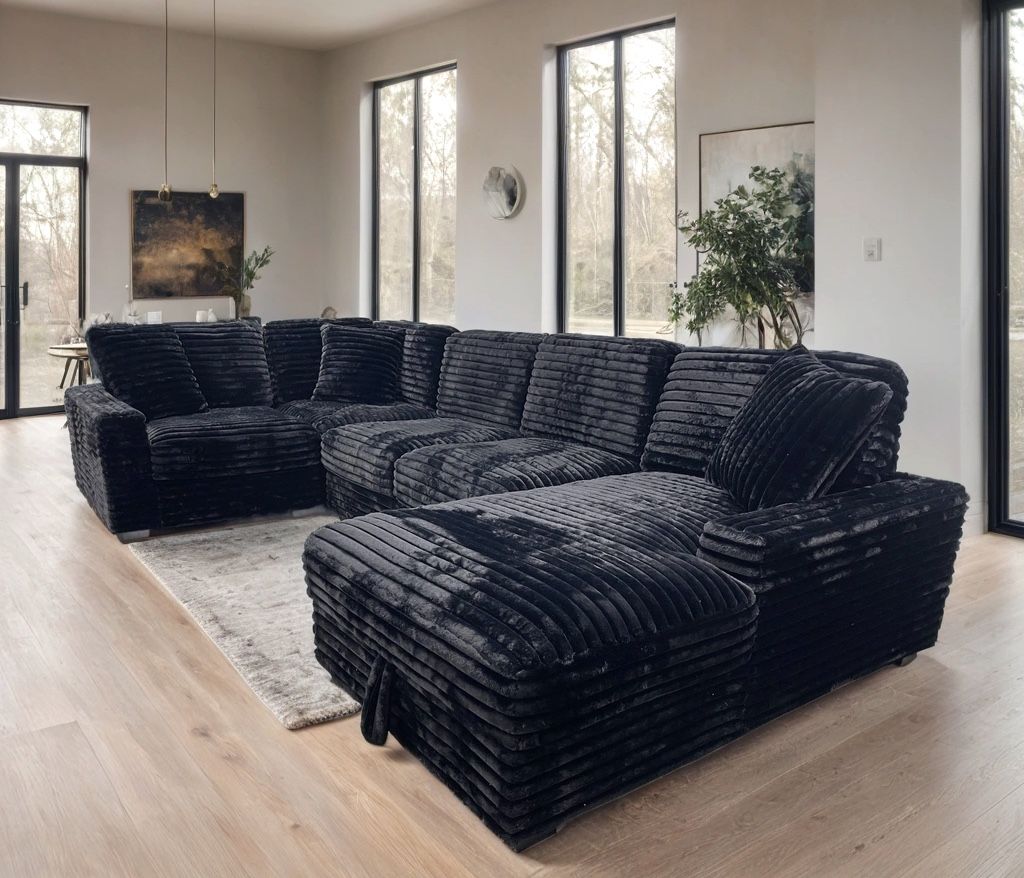 Allison Black Sectional Storage Chaise 😍🔥😍🔥