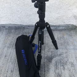 Tripod