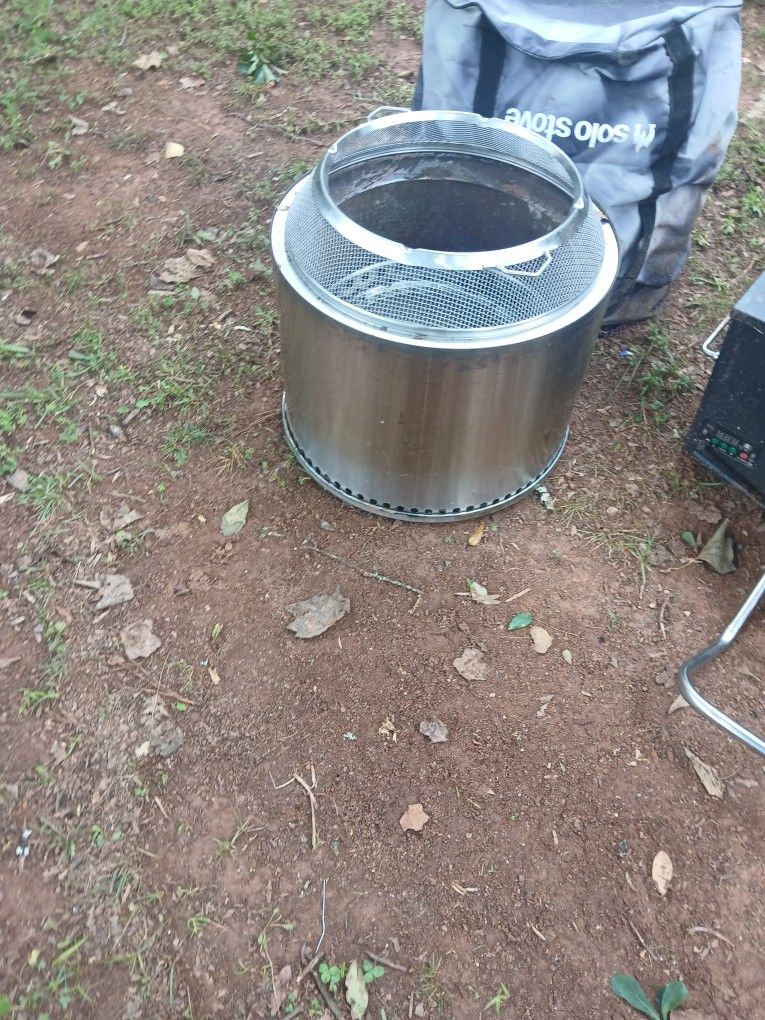 SOLO STOVE.