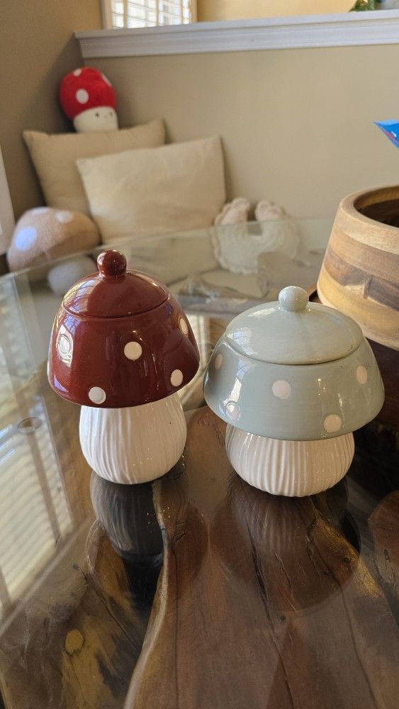 Ceramic Mushroom Containers