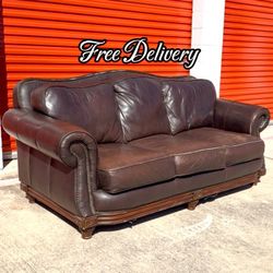 Large Sofa Real Leather See photos and details