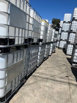IBC FOOD GRADE 275 Gallons 330 Gallons and Non Food Grade Available
