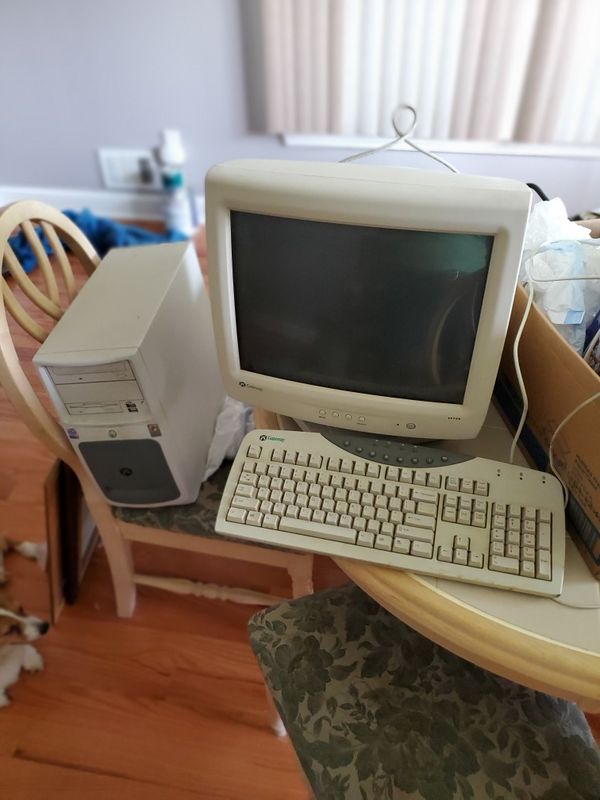Older desktop Gateway Computer for Sale in Keyport, NJ OfferUp