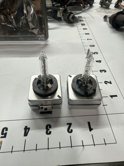 Three D1S Hid Bulbs 35w 6500k Pair 