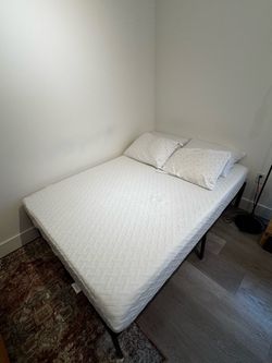 Full Bed (Frame, Mattress, Pillows, Blanket and Sheets)