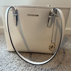 Cream, Michael Kors Bag