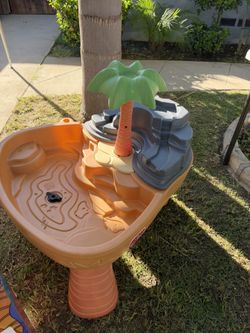 Kids Water Table