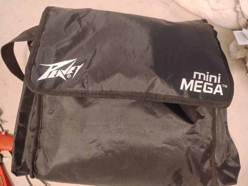 GUITAR ACCESSORIES/ MUSIC STUFF