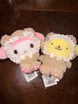 Pompompurin and My Melody sitting style plush