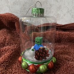 HANDMADE MINECRAFT CREEPER CHRISTMAS ORNAMENT NEW
