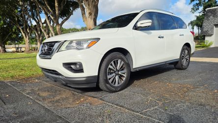 2018 Nissan Pathfinder