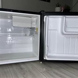 Mini Fridge IGLOO