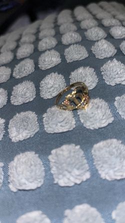 D initial , 10k gold ring , real