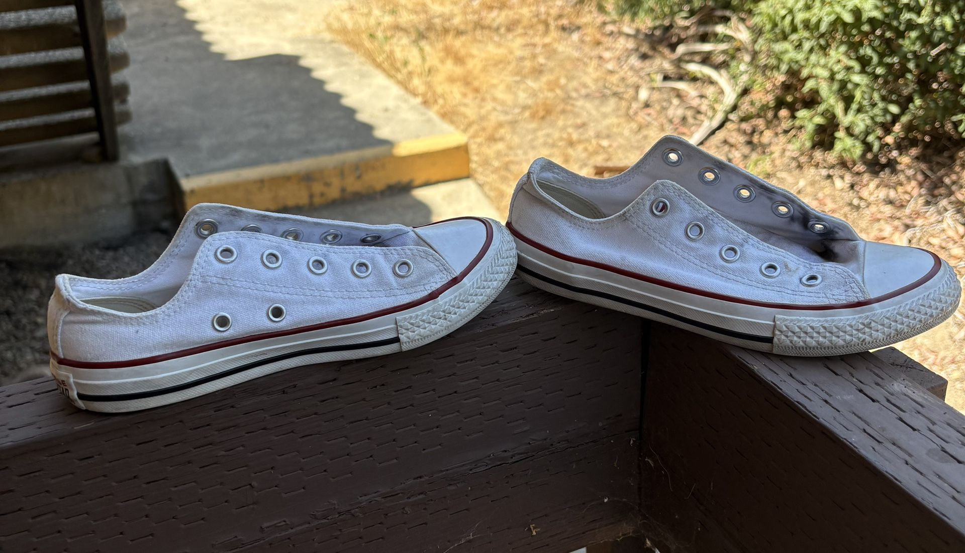 Converse Chuck Size 1 No Laces White Used