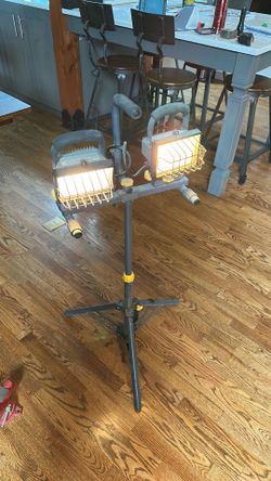 Craftsman Shop light 3 ft tall