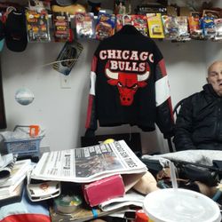 Chicago Bulls Leather Jacket Size XL
