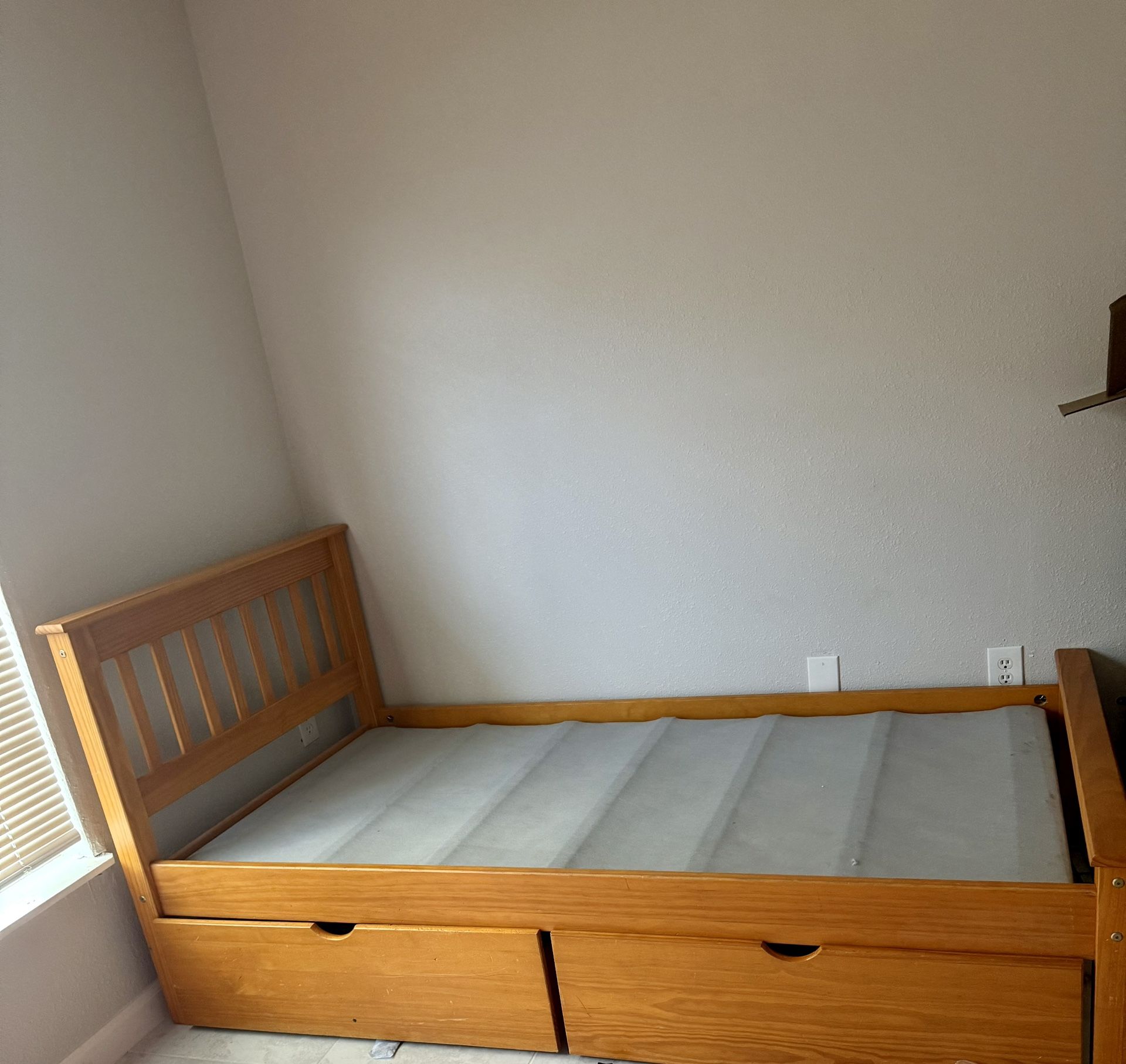 Twin bed