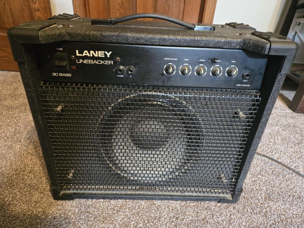 Laney Linebacker Bass Amp