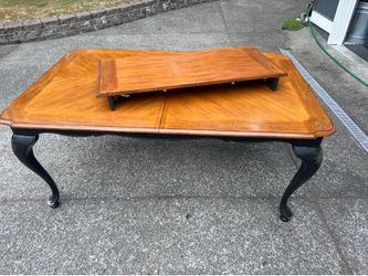 Free dining table w/extension