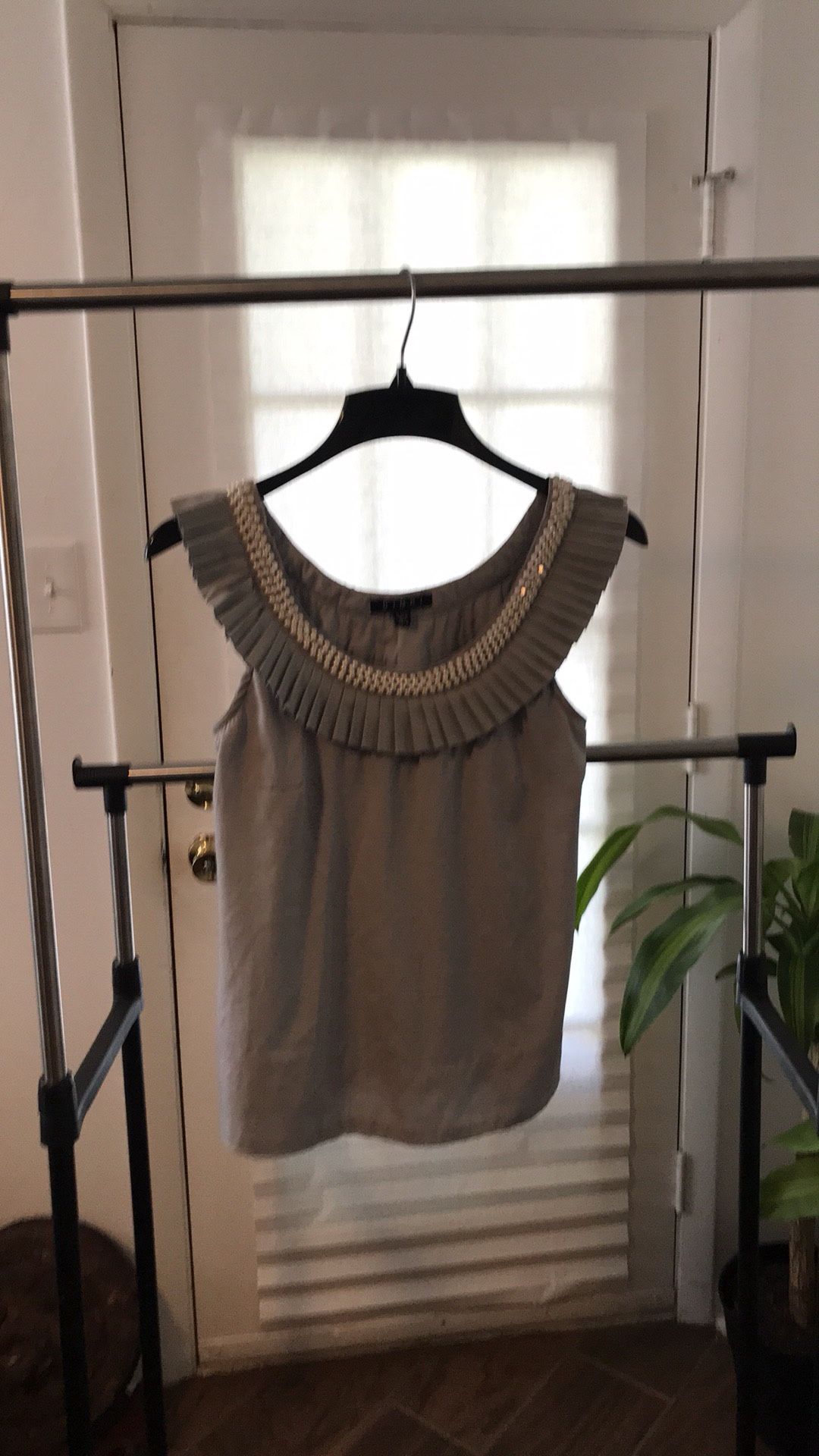 Pearl tank top size M