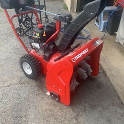 Mower New Snow Blower Troy Built Electric Start Self Propelled