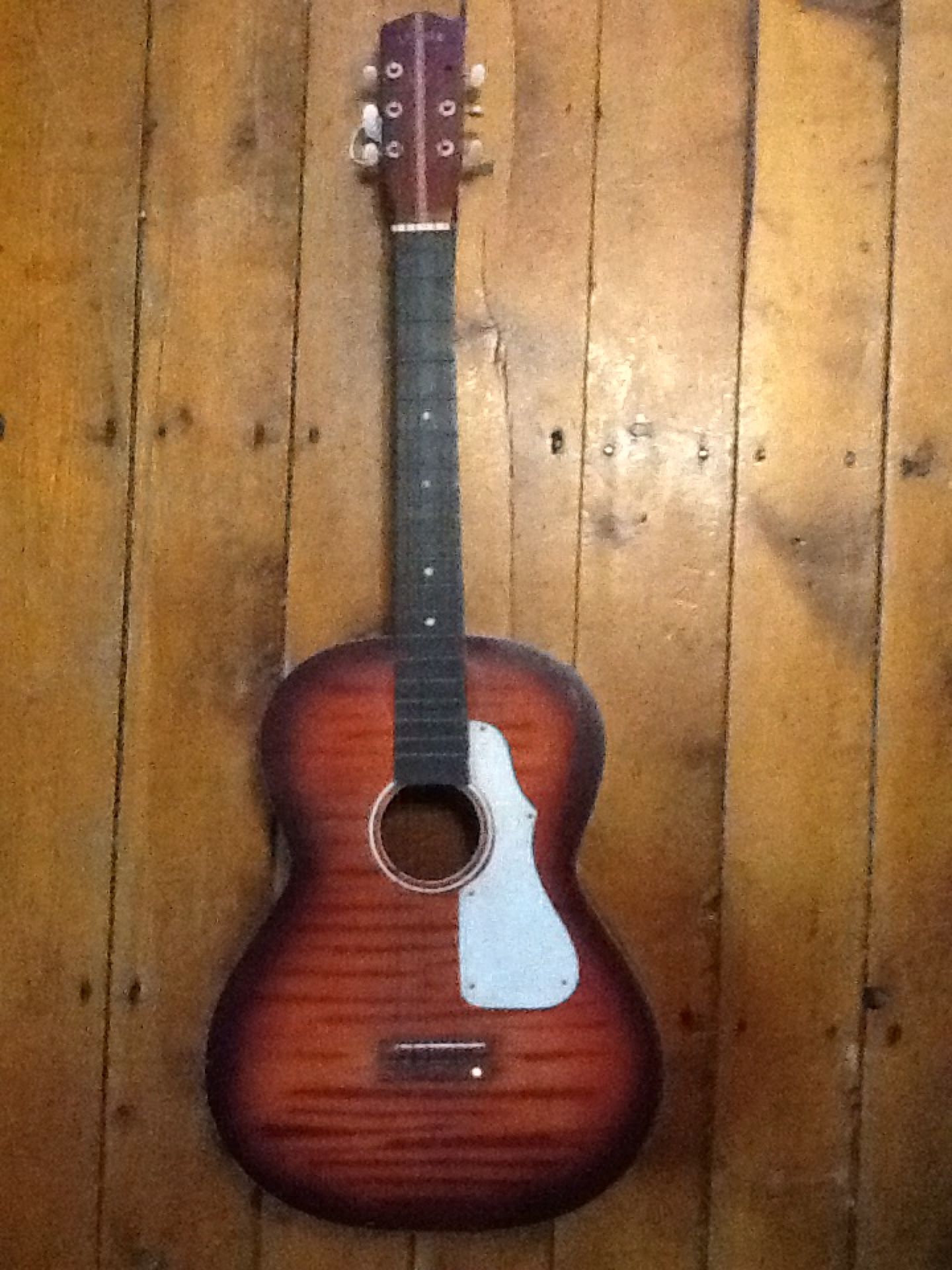 Acoustic Guitar Leban
