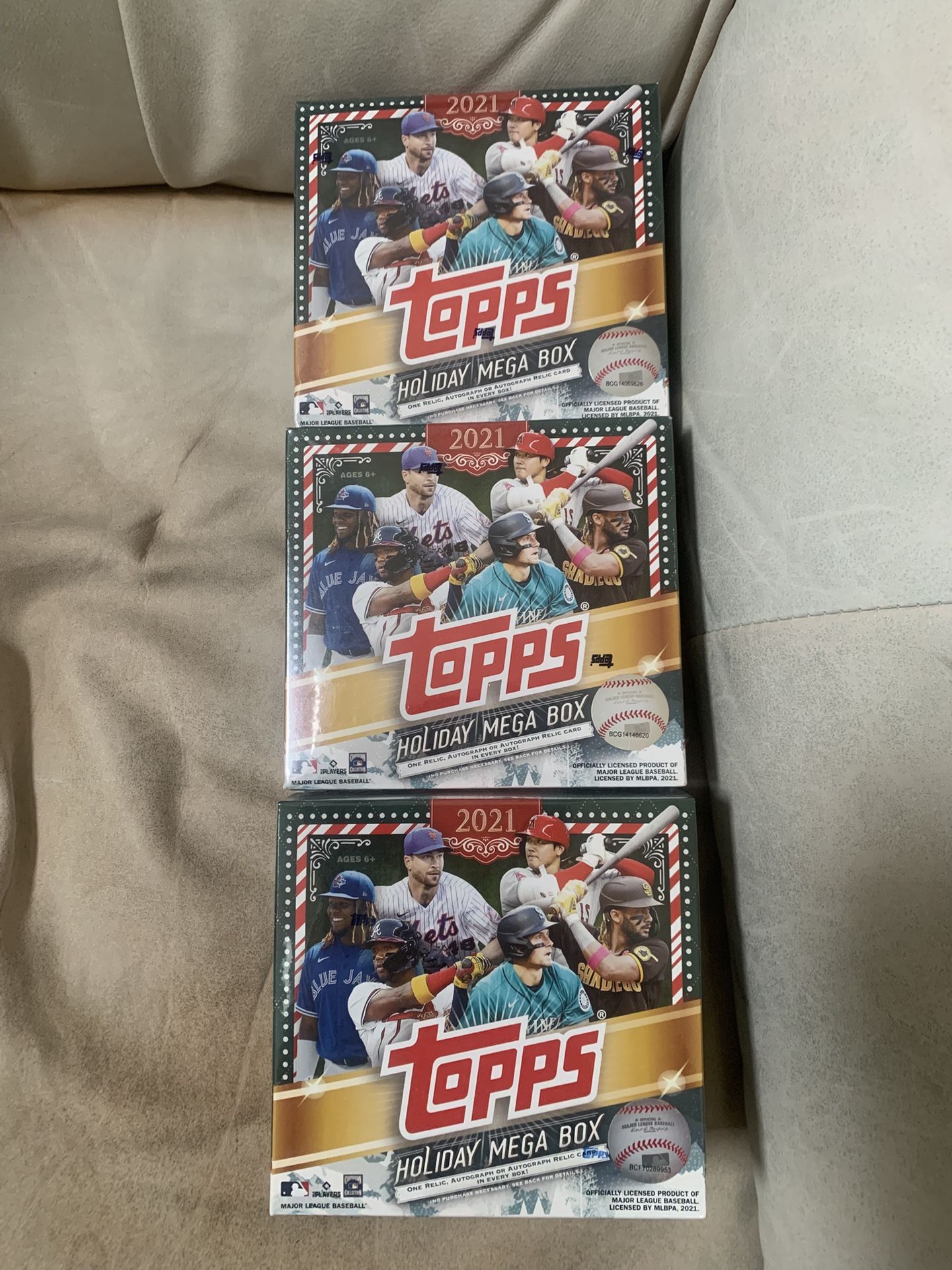 2021 TOPPS HOLIDAY MEGA BOX 3 BOXES