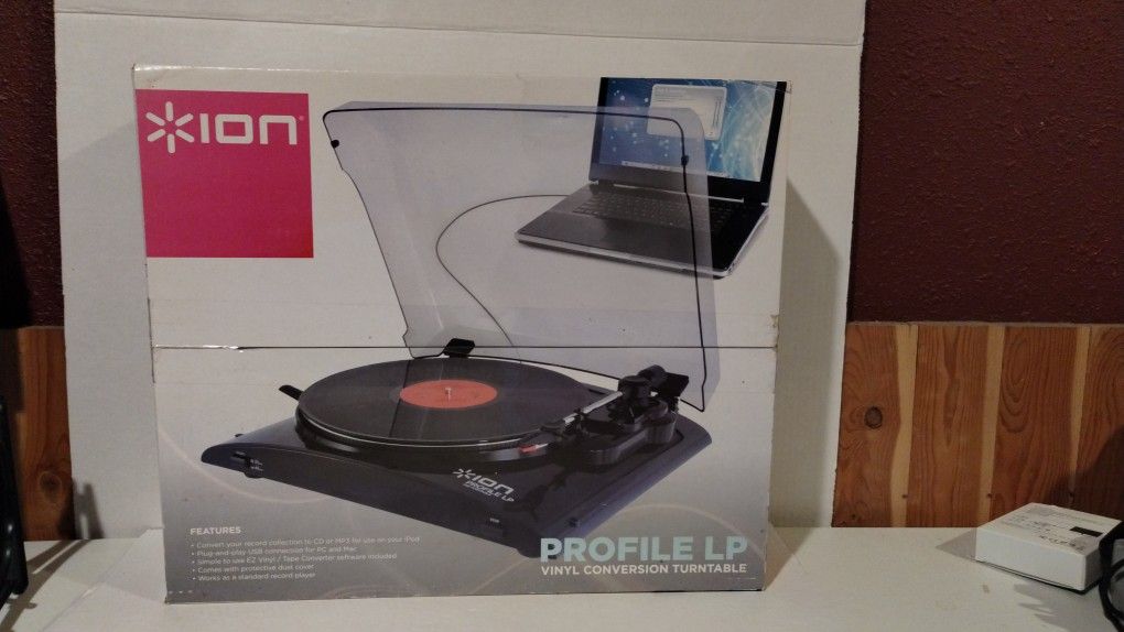Turntable ION Audio PROFILE LP Conversion Vinyl To CD/MP3 New In Box