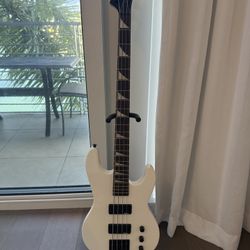 Jackson White Concert Bass