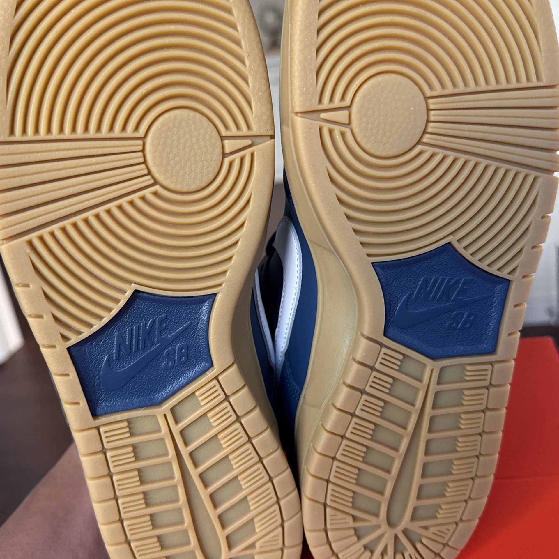 Nike SB Dunk Low Pro Navy Gum - Size 9.5