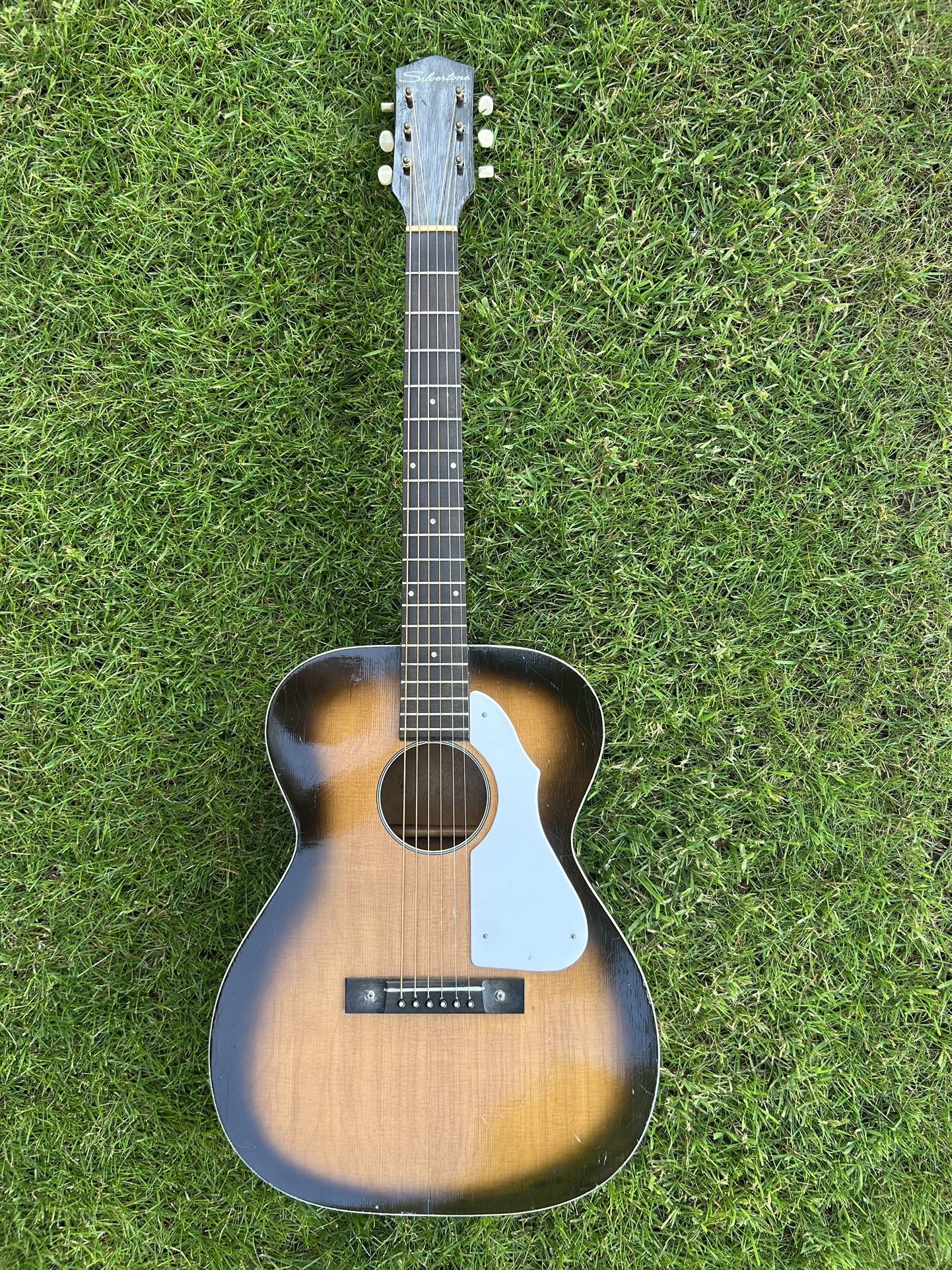 Vintage Silvertone H621 Acoustic Guitar Made In USA 1960s by Harmony - 2-Tone Sunburst