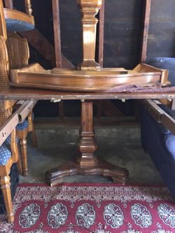 Kitchen Table / Dining Table w Chairs + Double Extension
