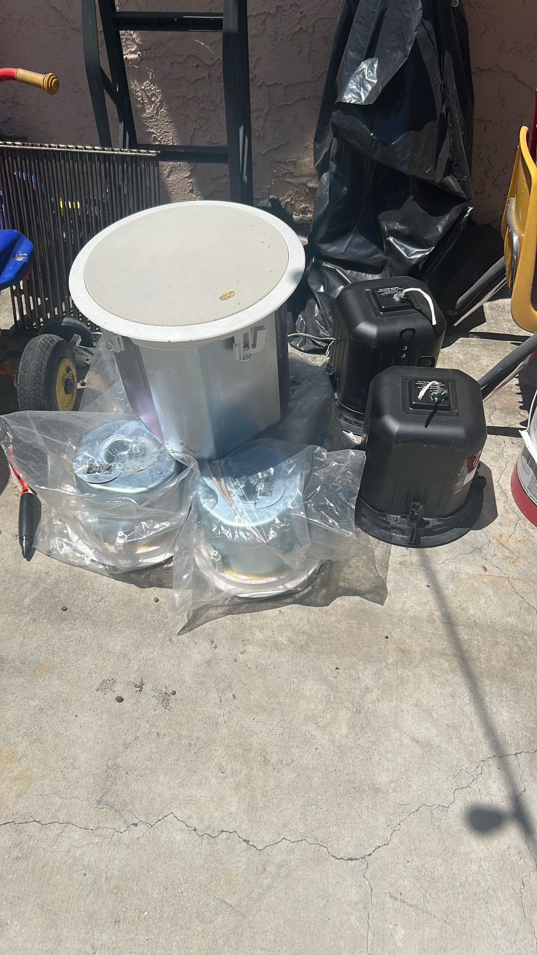 Ceiling Speakers Set Of 7 With Housing