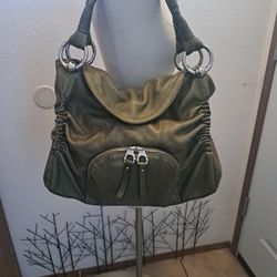 B Makowsky ,Slouchy Hobo Shoulder Tote Bag,Green Pebbled Leather Olive Color,Tons Of Storage,Great Every Day,Week-Ender, Non Smoking  Home,No Damage,