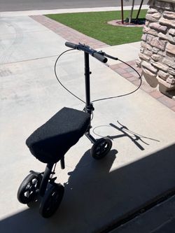 Knee scooter