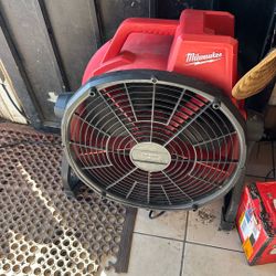 Milwaukee Fan M18 