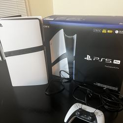PS5 Pro – Excellent Condition – Like New