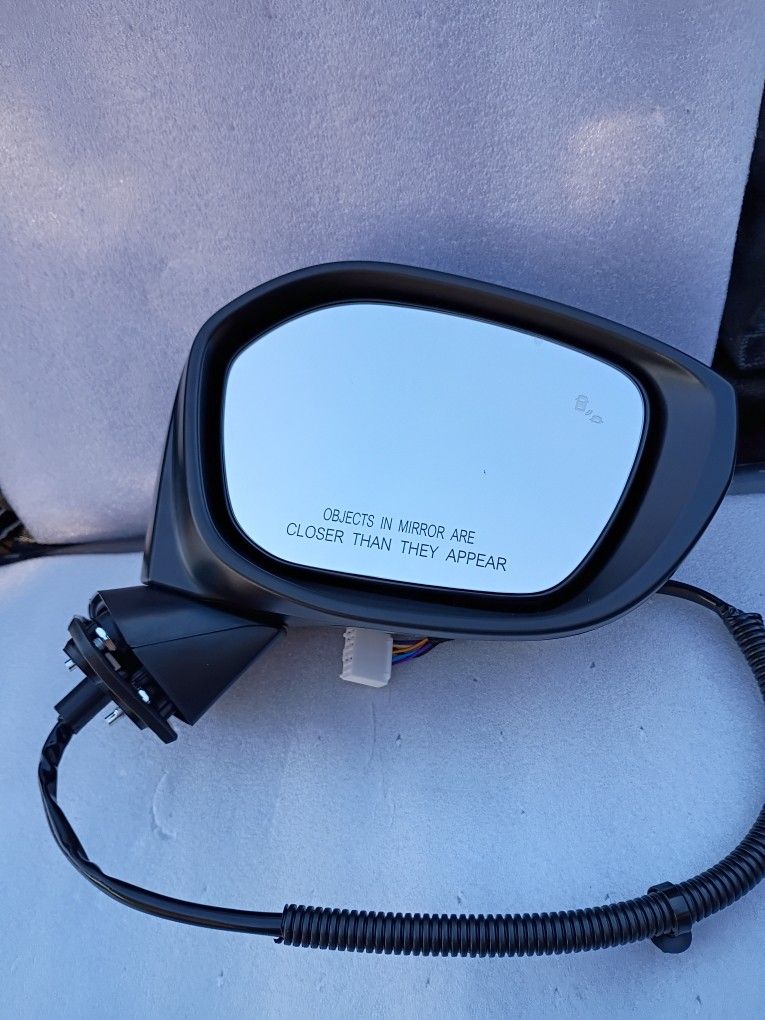 2022---2025 Honda Civic Sedan Rh Door Mirror 