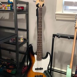 Jazz Bass Squier