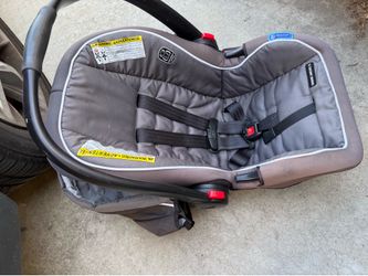 Graco car seat and base