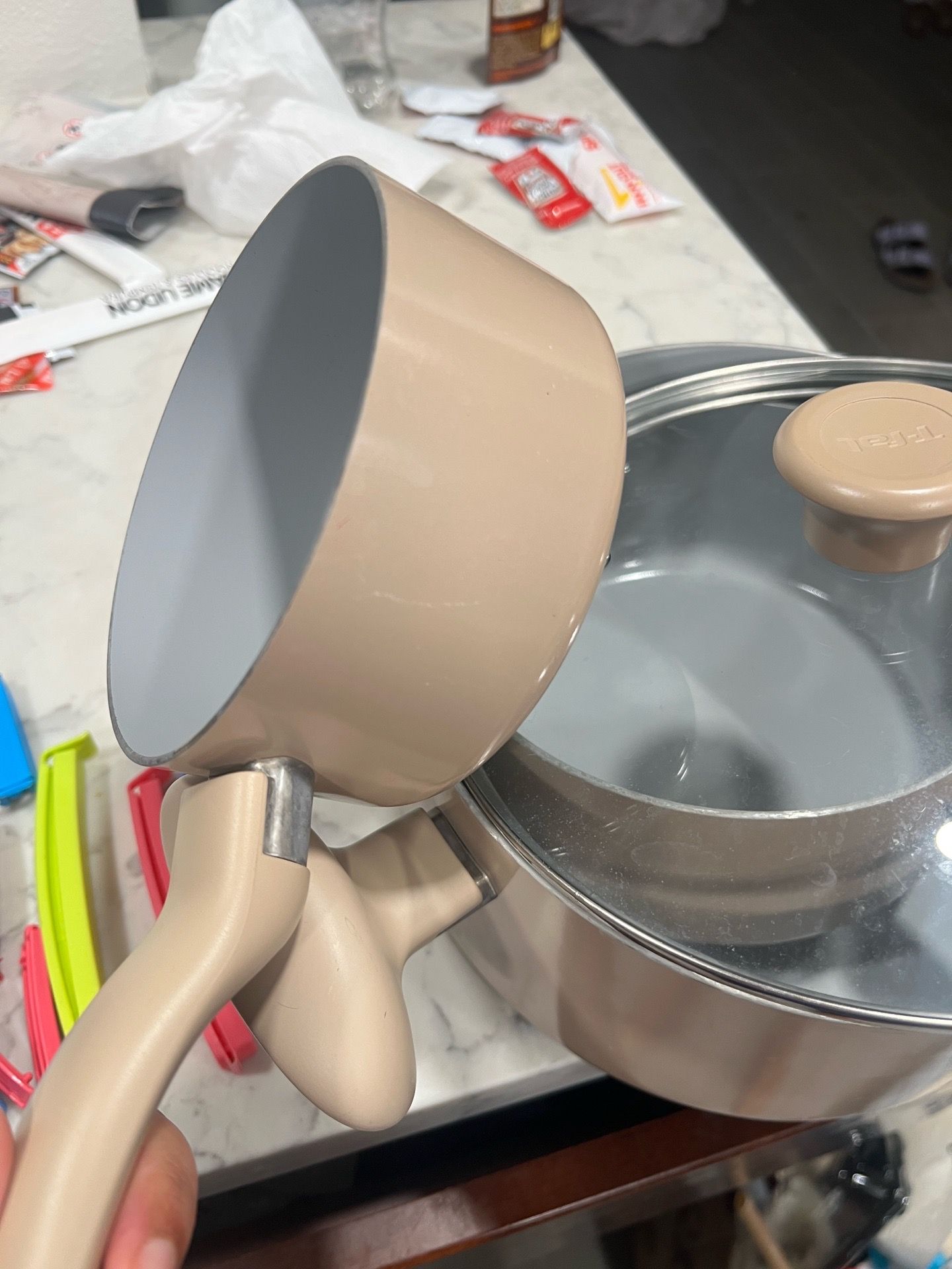 Tfal Ceramic Cookware set of 3 pots with 3 glass lids