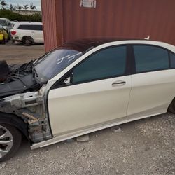 Mercedes S550 Parting Out 2017 
