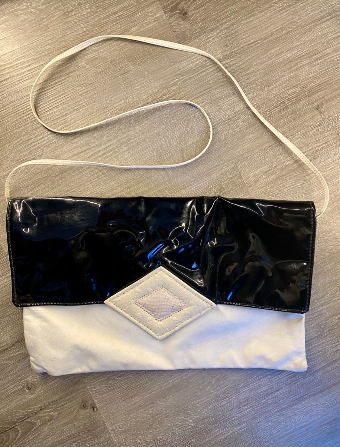 De Luigi Vintage Black and White Patent Leather Shoulder Bag