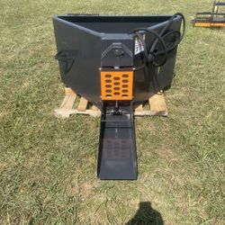 Concrete Bucket With Hydraulic Shute!!!