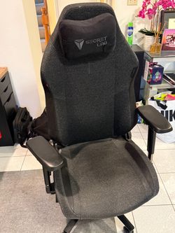 Secretlab Titan Chair Softweave