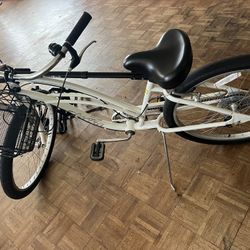 Electra Cruiser 7 Bike with Basket and Allen Sports Deluxe 2-Bike Trunk Mount and Allen Sports Cross