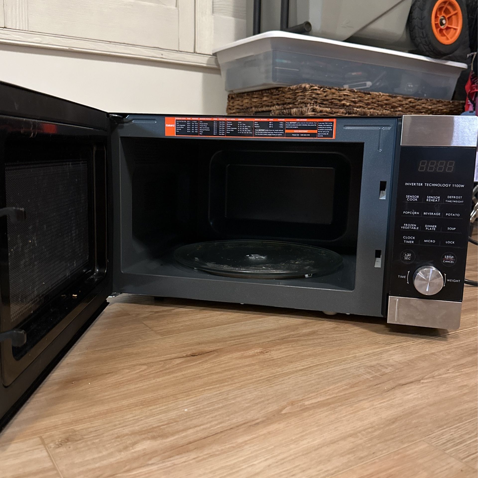 Stainless Steel Microwave (Nice!)