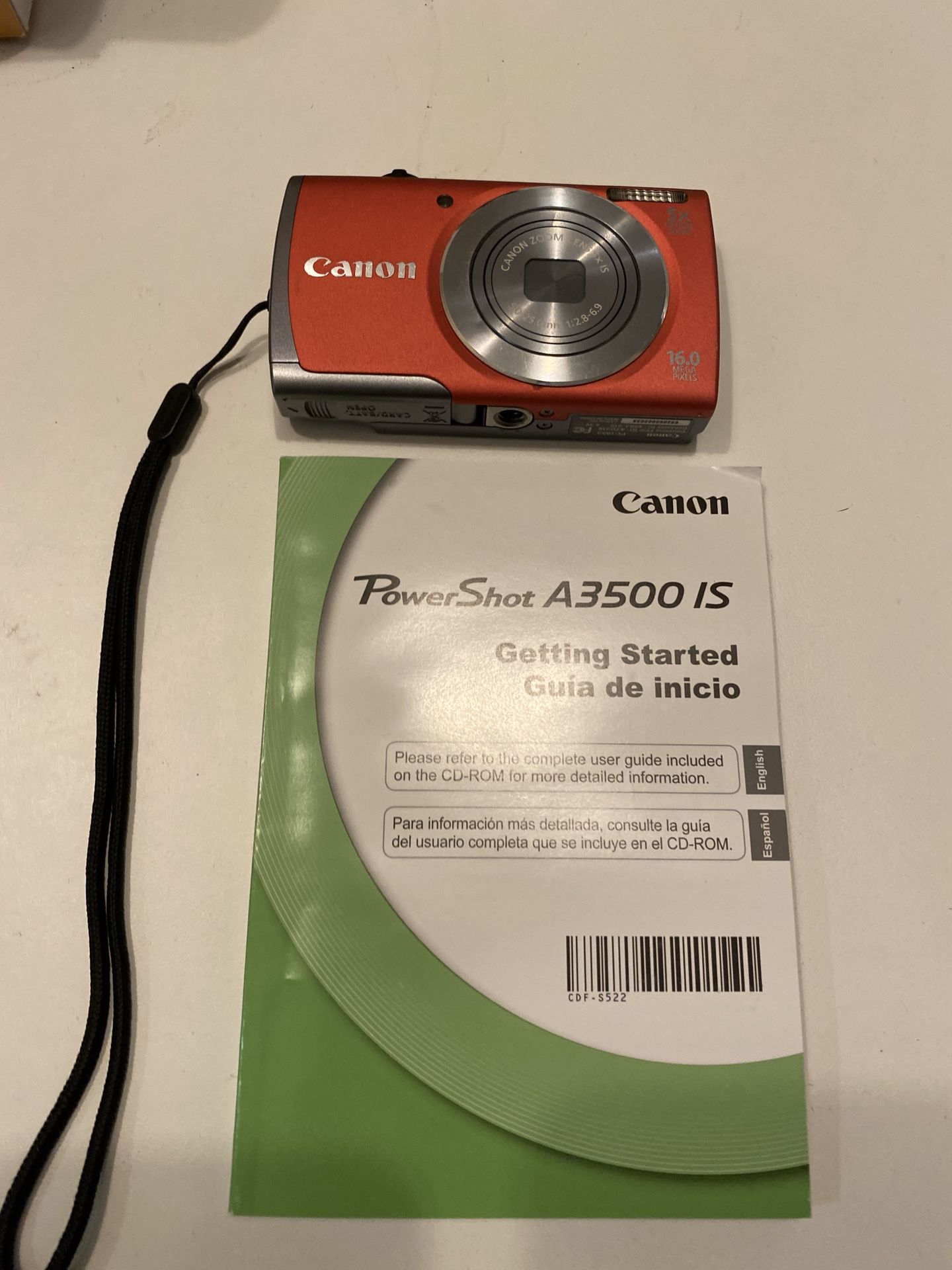 Canon power shot like new/ opened box