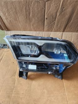2021,2024 dodge durango lh headlight