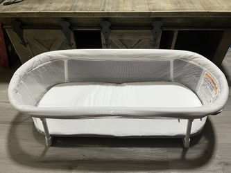 Baby Delight Snuggle Nest Bassinet (Portable Baby Bed)